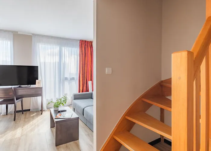 Hôtel bon marché: Appart’City Confort Nantes Ouest Saint-Herblain